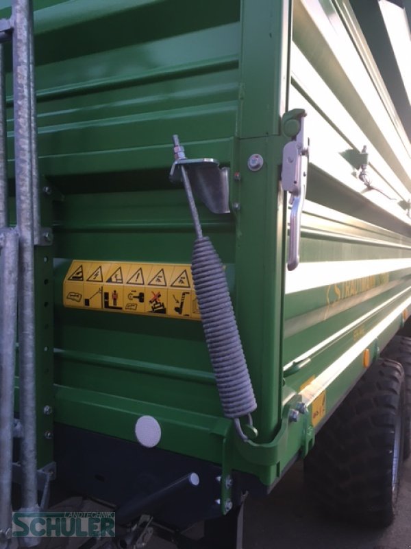 Tandemkipper des Typs Strautmann STK 1402, Neumaschine in St. Märgen (Bild 7)