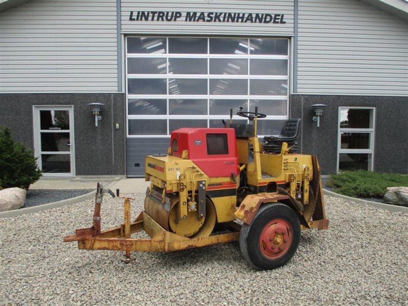 Tandemvibrationswalze of the type Ammann DUOMAT DTV 143D med vogn, Gebrauchtmaschine in Lintrup