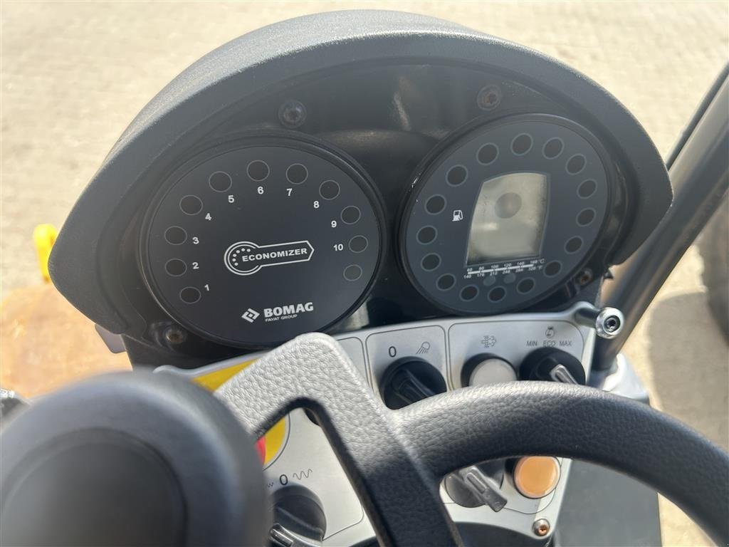 Tandemvibrationswalze typu Bomag BW 124 DH, Gebrauchtmaschine v Roslev (Obrázek 5)