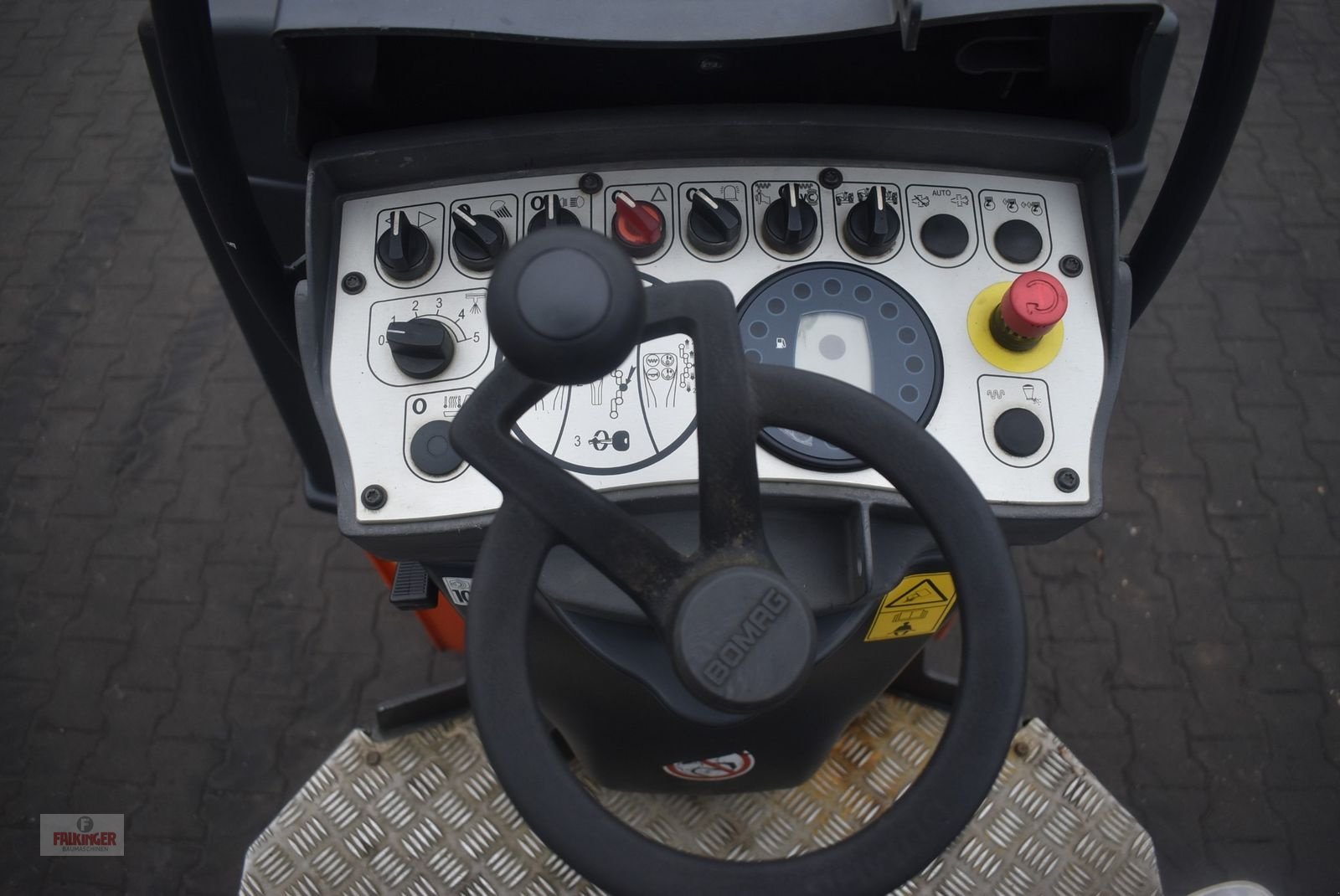 Tandemvibrationswalze typu Bomag BW100 AD-5, Gebrauchtmaschine v Putzleinsdorf (Obrázek 7)