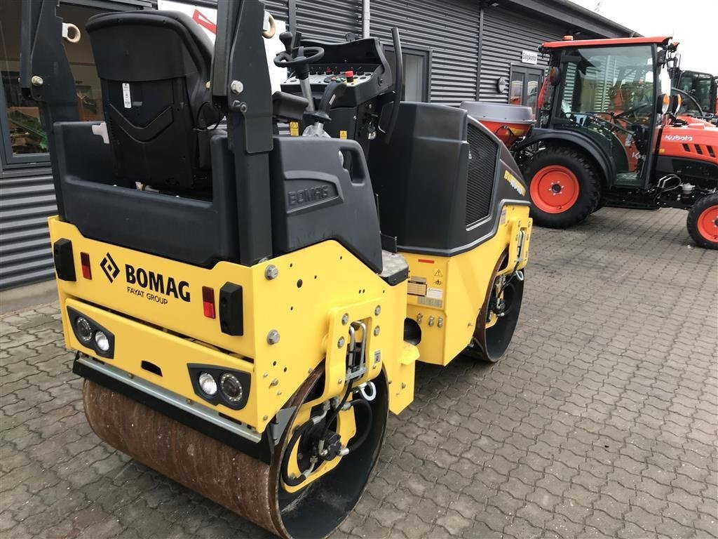 Tandemvibrationswalze tip Bomag BW100 ad Fabriks Ny, Gebrauchtmaschine in Rønnede (Poză 7)