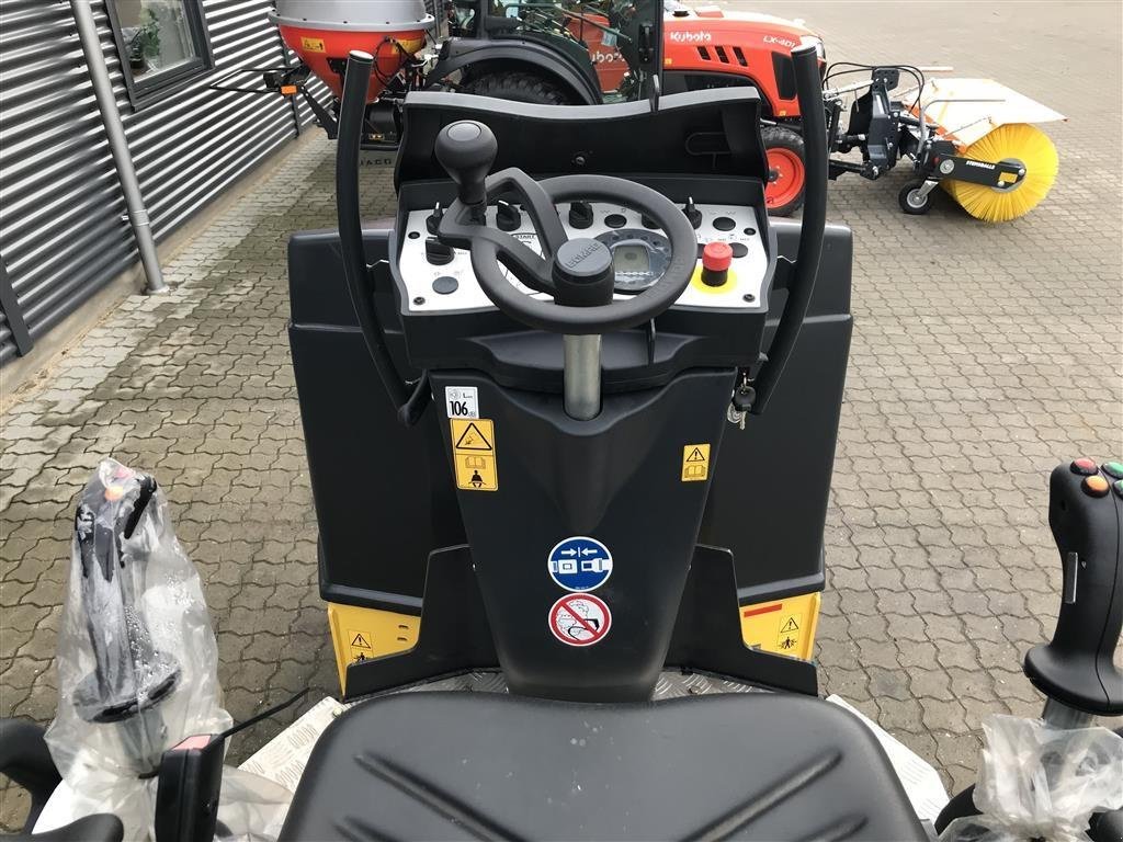 Tandemvibrationswalze tip Bomag BW100 ad Fabriks Ny, Gebrauchtmaschine in Rønnede (Poză 8)