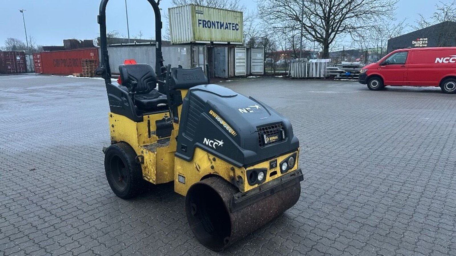 Tandemvibrationswalze Türe ait Bomag BW100, Gebrauchtmaschine içinde Rødovre (resim 2)
