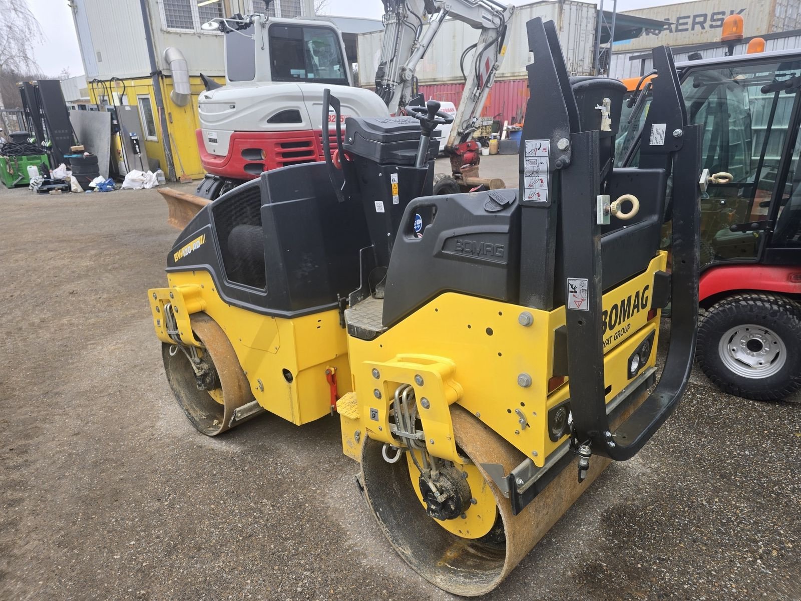 Tandemvibrationswalze del tipo Bomag BW120AD-5, Gebrauchtmaschine en Gabersdorf (Imagen 8)