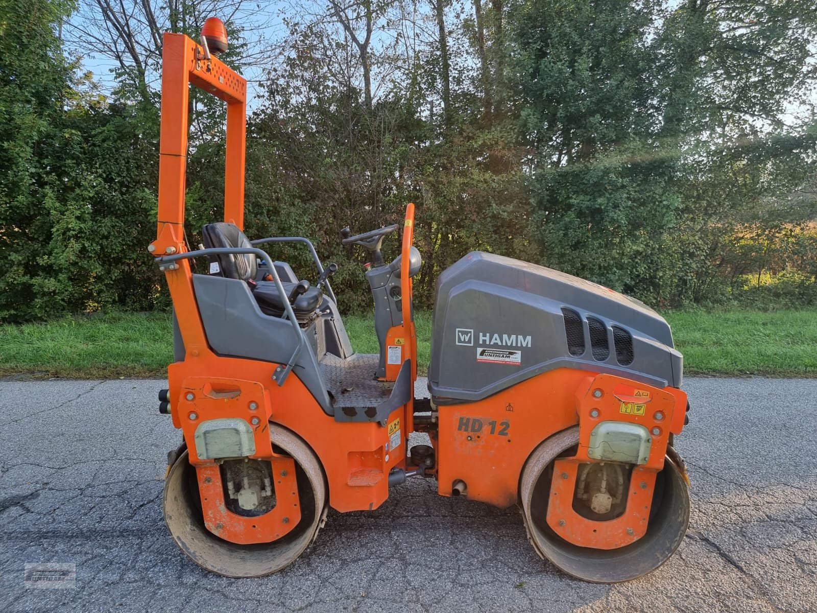 Tandemvibrationswalze des Typs Hamm HD 12 VV, Gebrauchtmaschine in Deutsch - Goritz (Bild 2)