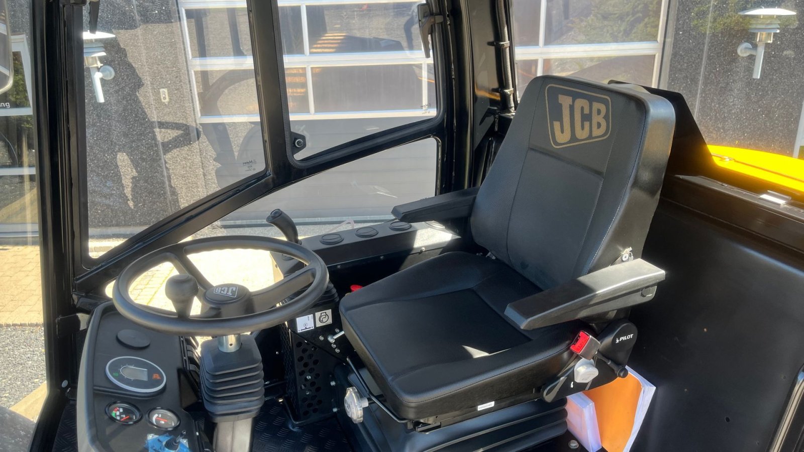 Tandemvibrationswalze del tipo JCB Roller Vibromax, Gebrauchtmaschine en Lintrup (Imagen 7)