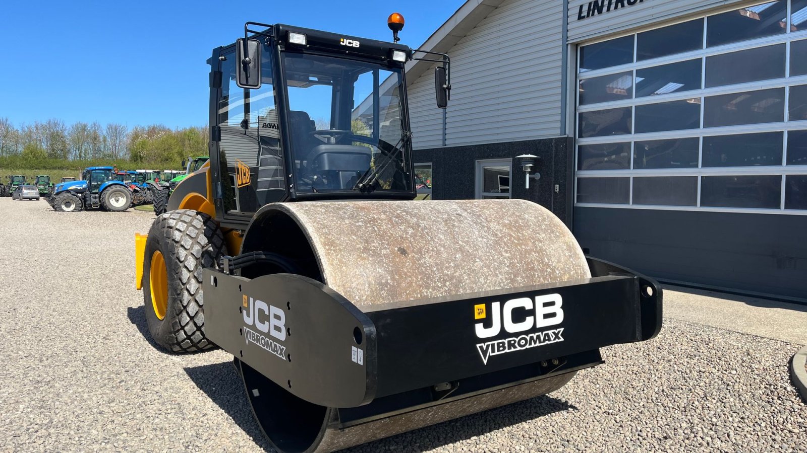 Tandemvibrationswalze del tipo JCB Roller Vibromax, Gebrauchtmaschine en Lintrup (Imagen 19)