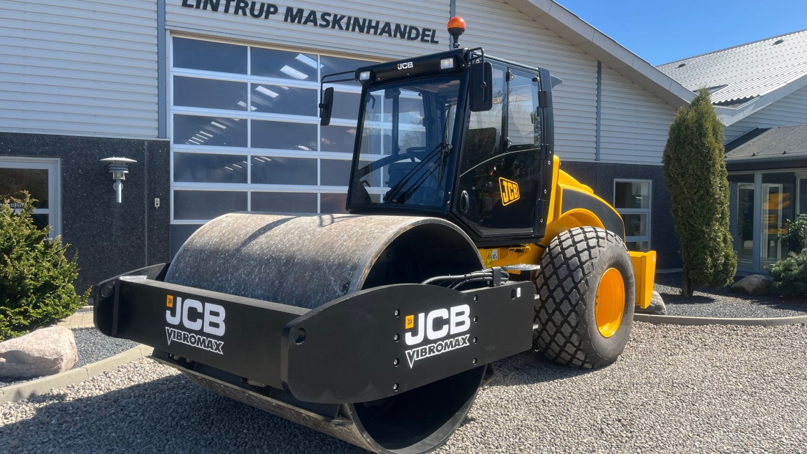 Tandemvibrationswalze del tipo JCB Roller Vibromax, Gebrauchtmaschine en Lintrup (Imagen 2)