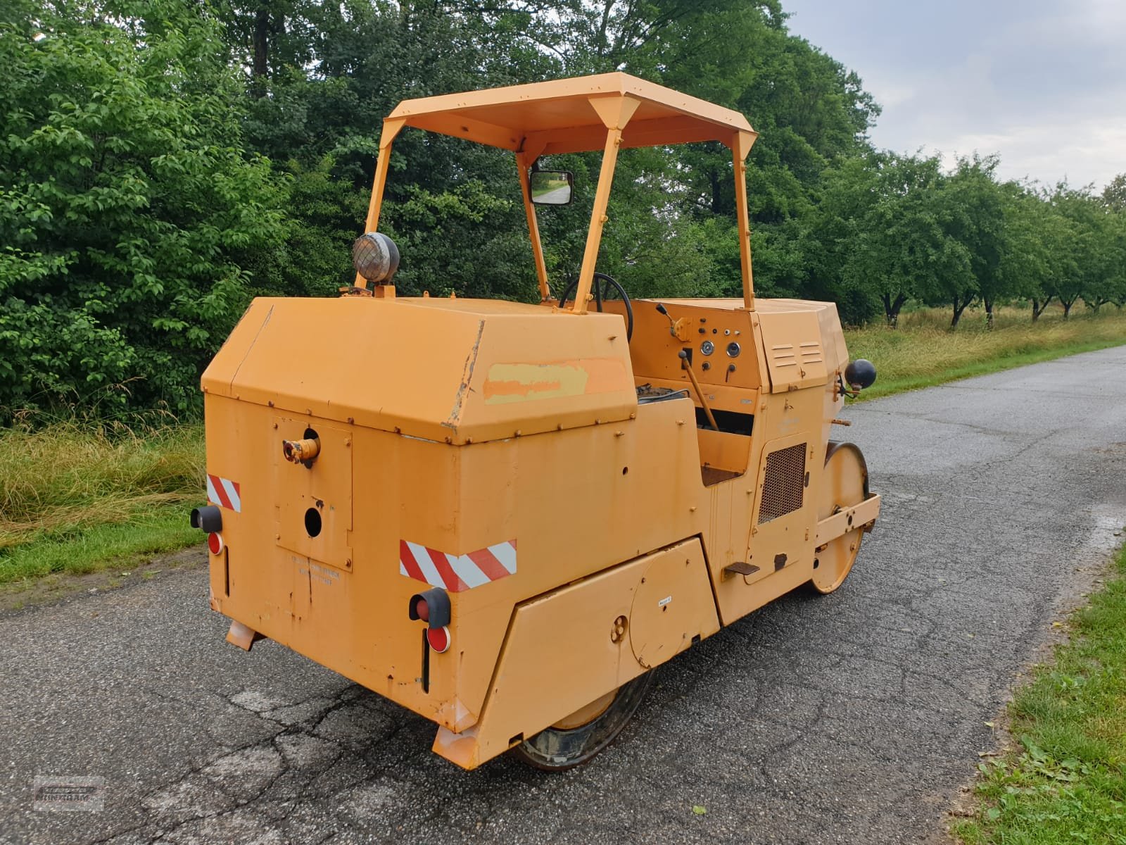 Tandemvibrationswalze des Typs Voest-Alpine THV 4-5, Gebrauchtmaschine in Deutsch - Goritz (Bild 9)