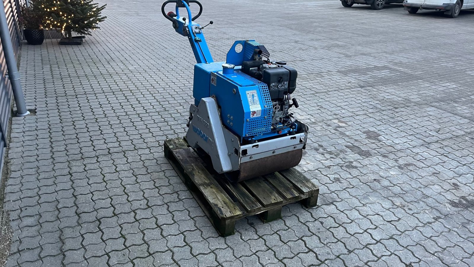 Tandemvibrationswalze tipa Weber-Hydraulik DVH 550L 345kg glatvalset tromle, Gebrauchtmaschine u Rønnede (Slika 2)