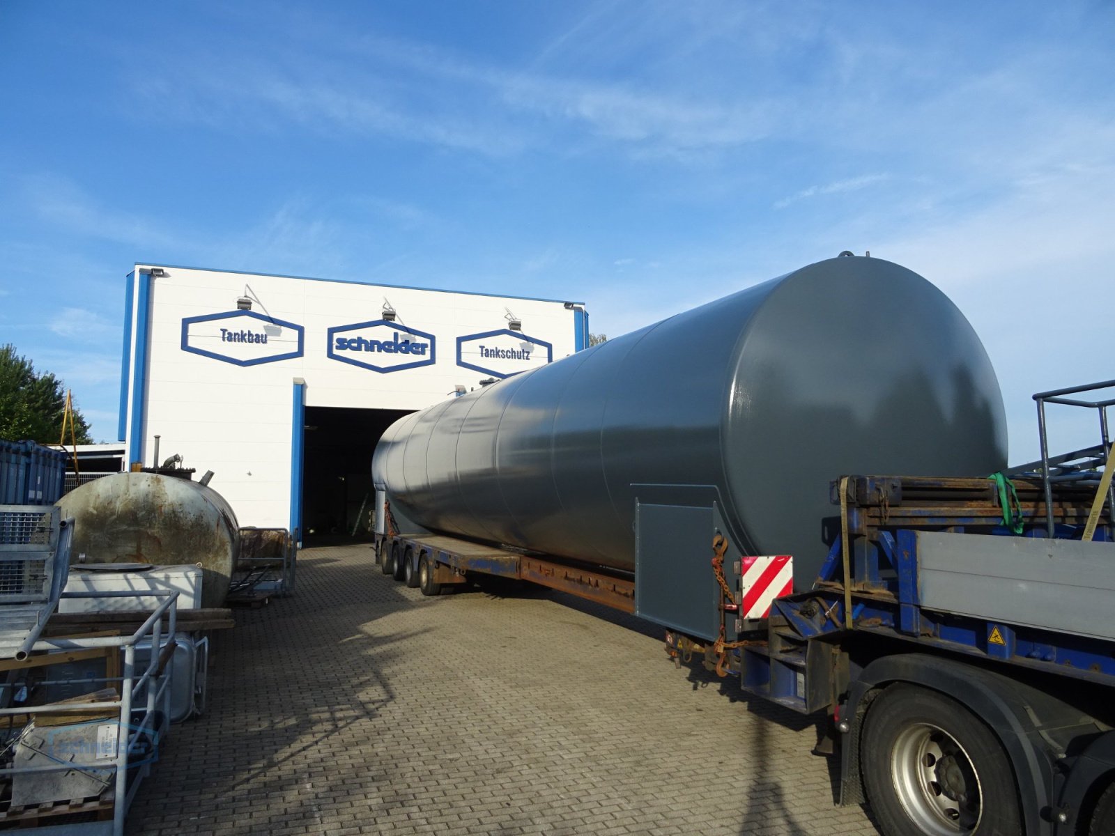 Tankanlage typu Alfred Schneider Tankbau Heizöltank Dieseltank Lagerbehälter doppelwandig oberirdisch, Neumaschine v Söhrewald (Obrázek 1)