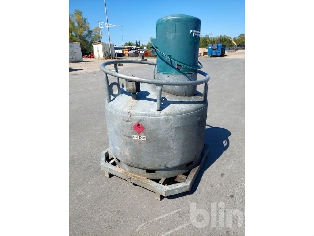 Tankanlage des Typs Rietbergwerke KC-950, Gebrauchtmaschine in Düsseldorf (Bild 1)