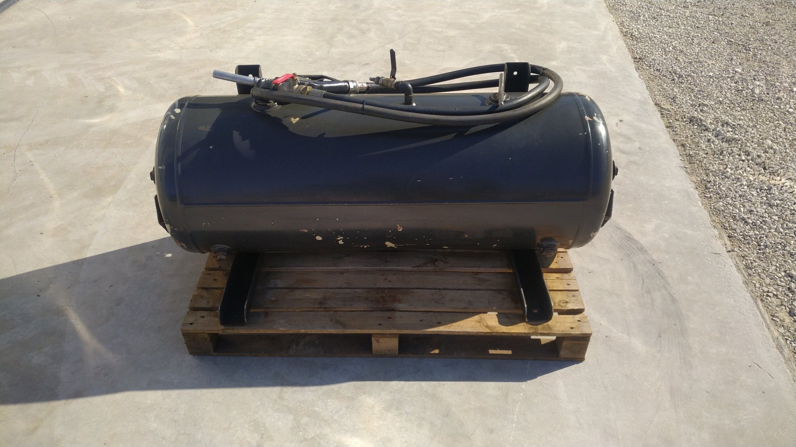 Tankanlage des Typs Sonstige Tankanlage Dieseltank Traktor- Zusatztank, Gebrauchtmaschine in Großschönbrunn (Bild 1)