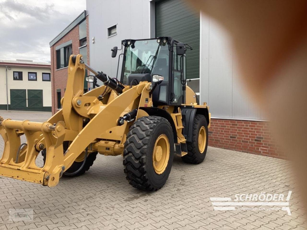 Teleradlader des Typs Caterpillar 914 HL, Neumaschine in Scharrel (Bild 2)