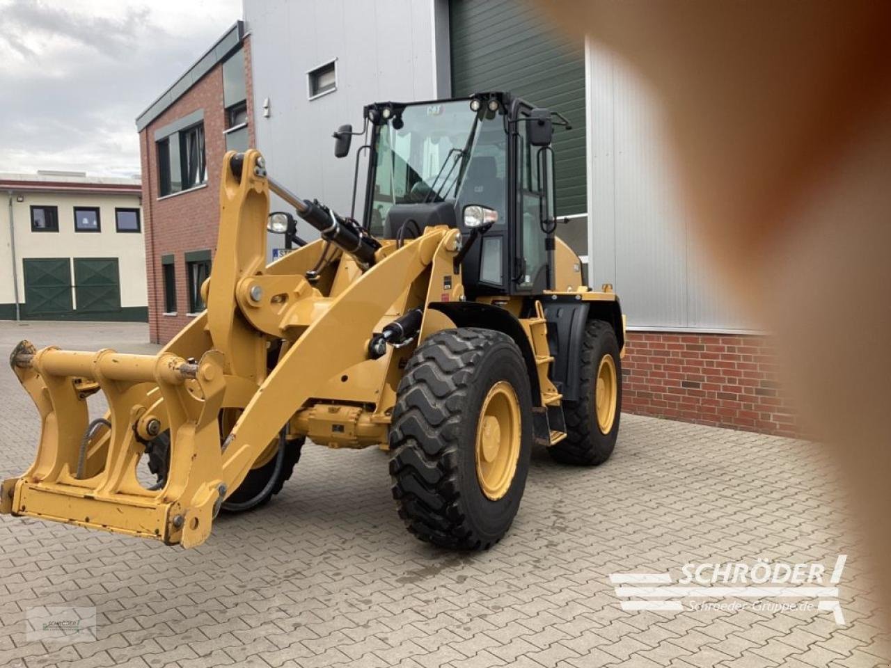 Teleradlader des Typs Caterpillar 914 HL, Neumaschine in Scharrel (Bild 3)