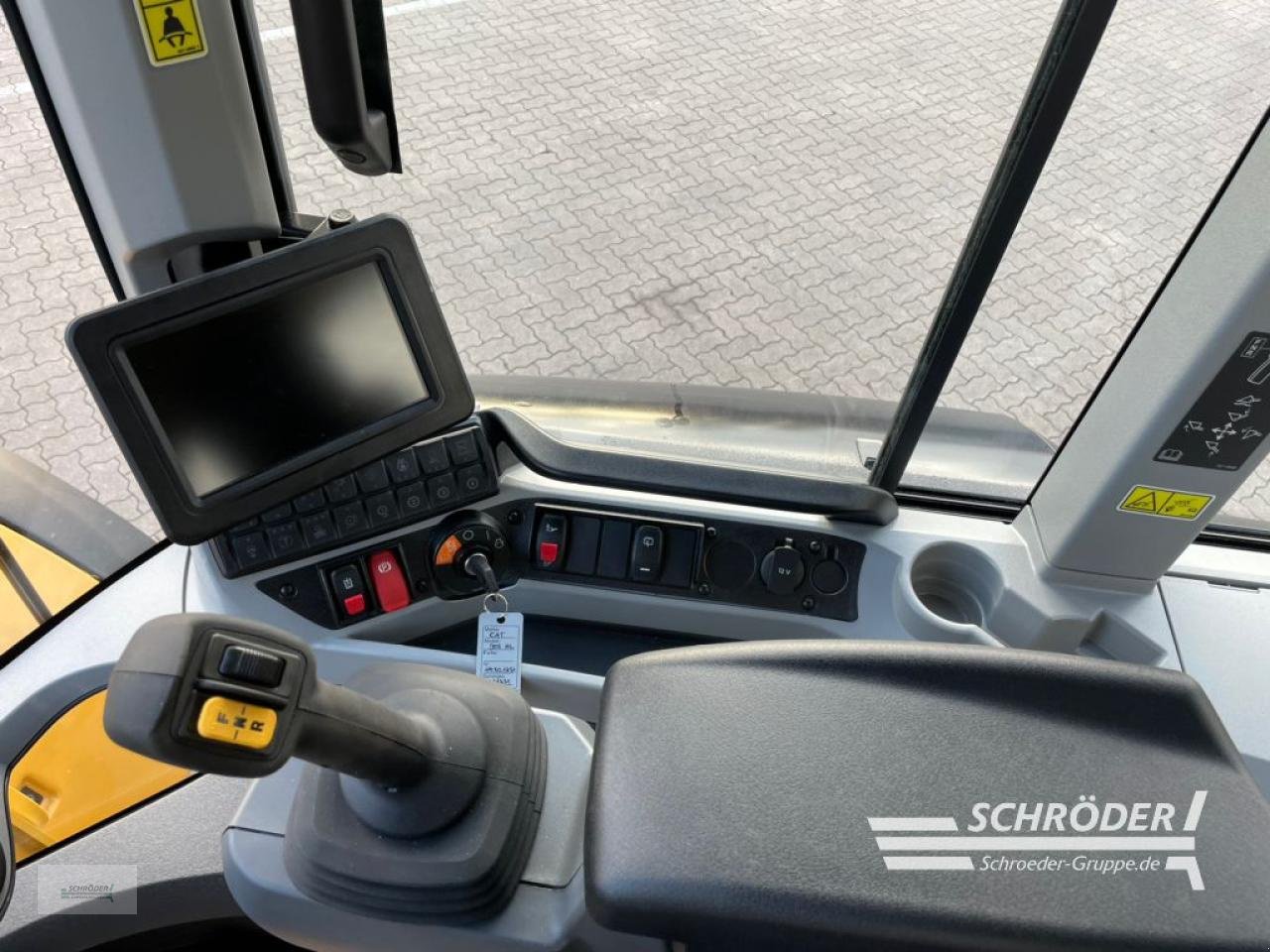 Teleradlader des Typs Caterpillar 938 HL, Neumaschine in Jerichow - Kleinmangelsdorf (Bild 8)