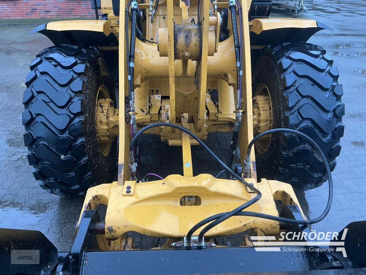 Teleradlader des Typs Caterpillar 938 M AGRAR, Neumaschine in Friedland (Bild 12)