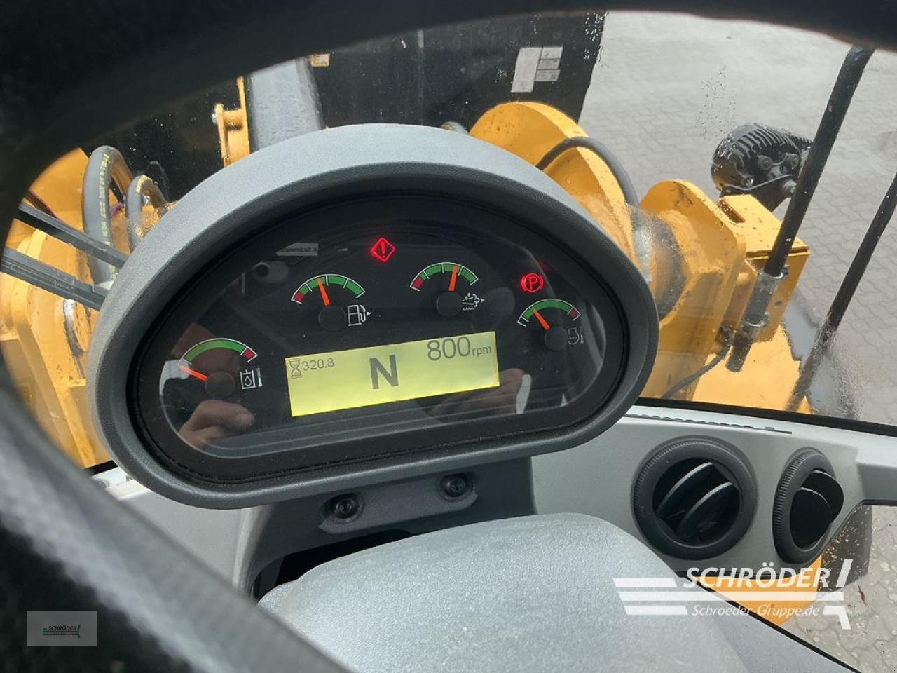 Teleradlader des Typs Caterpillar 938 M AGRAR, Neumaschine in Friedland (Bild 19)