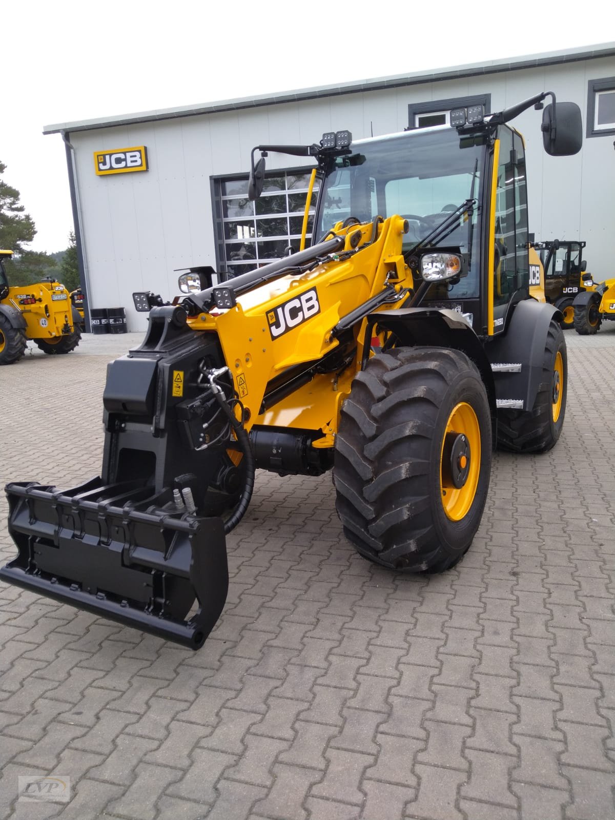 Teleradlader of the type JCB TM 280, Neumaschine in Pegnitz (Picture 3)