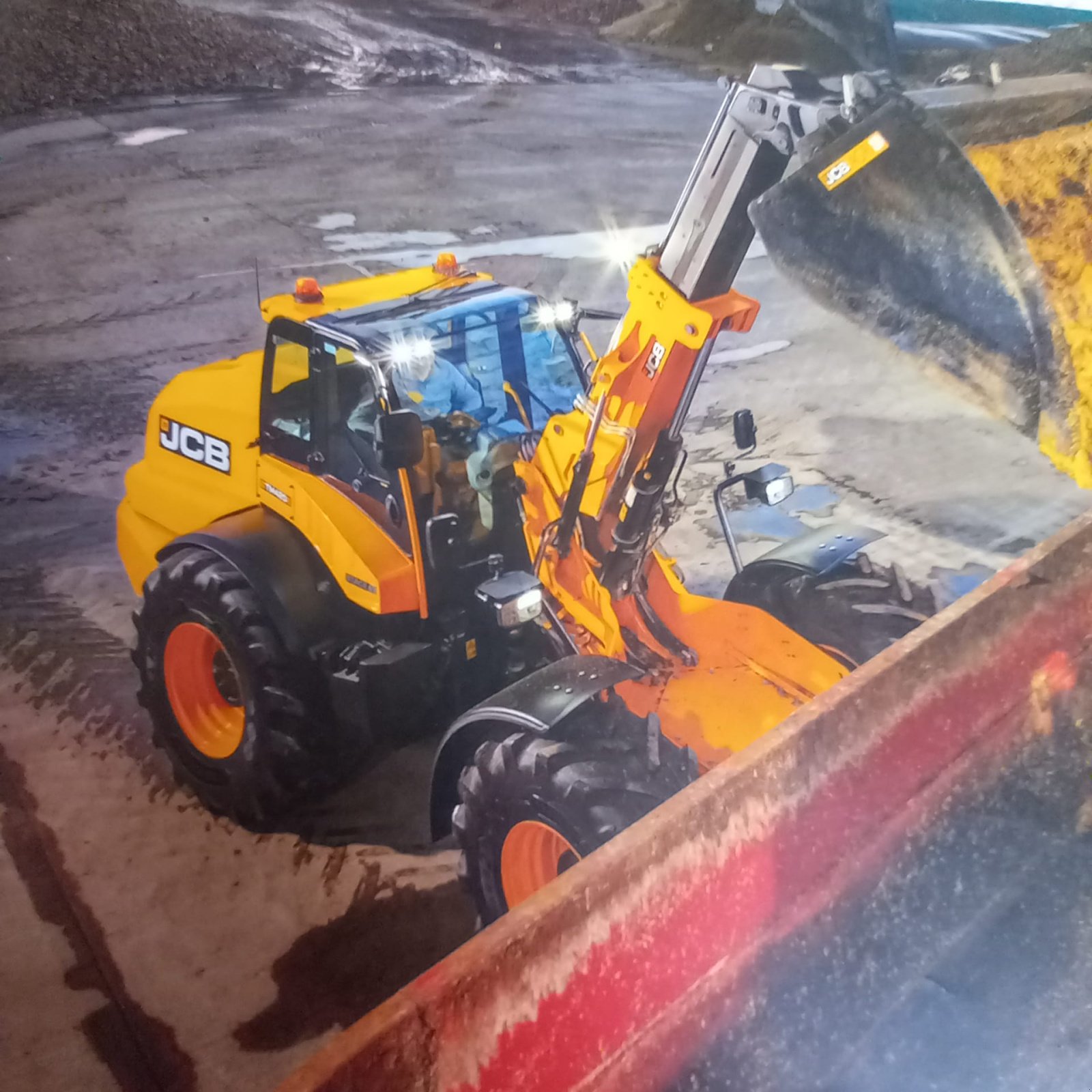 Teleradlader typu JCB TM 320 S, Gebrauchtmaschine v Hof (Obrázek 1)