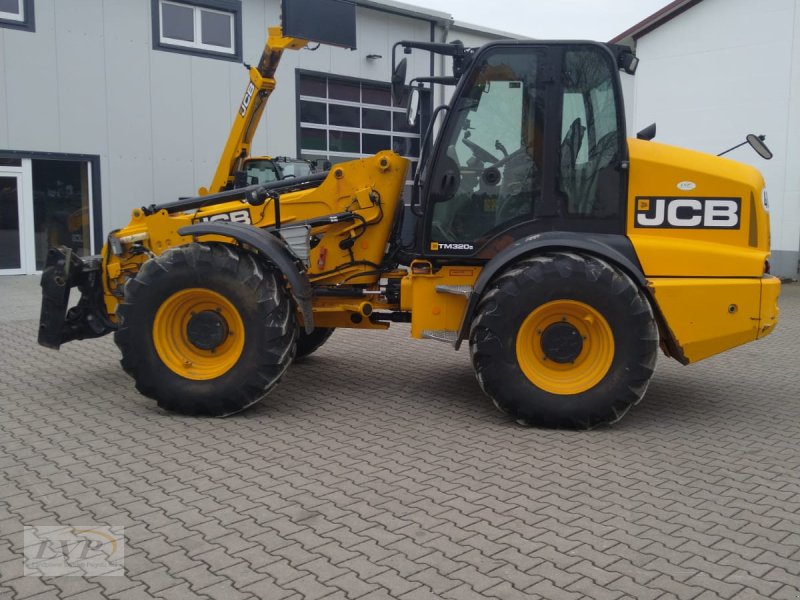 Teleradlader tip JCB TM 320S, Gebrauchtmaschine in Pegnitz (Poză 1)