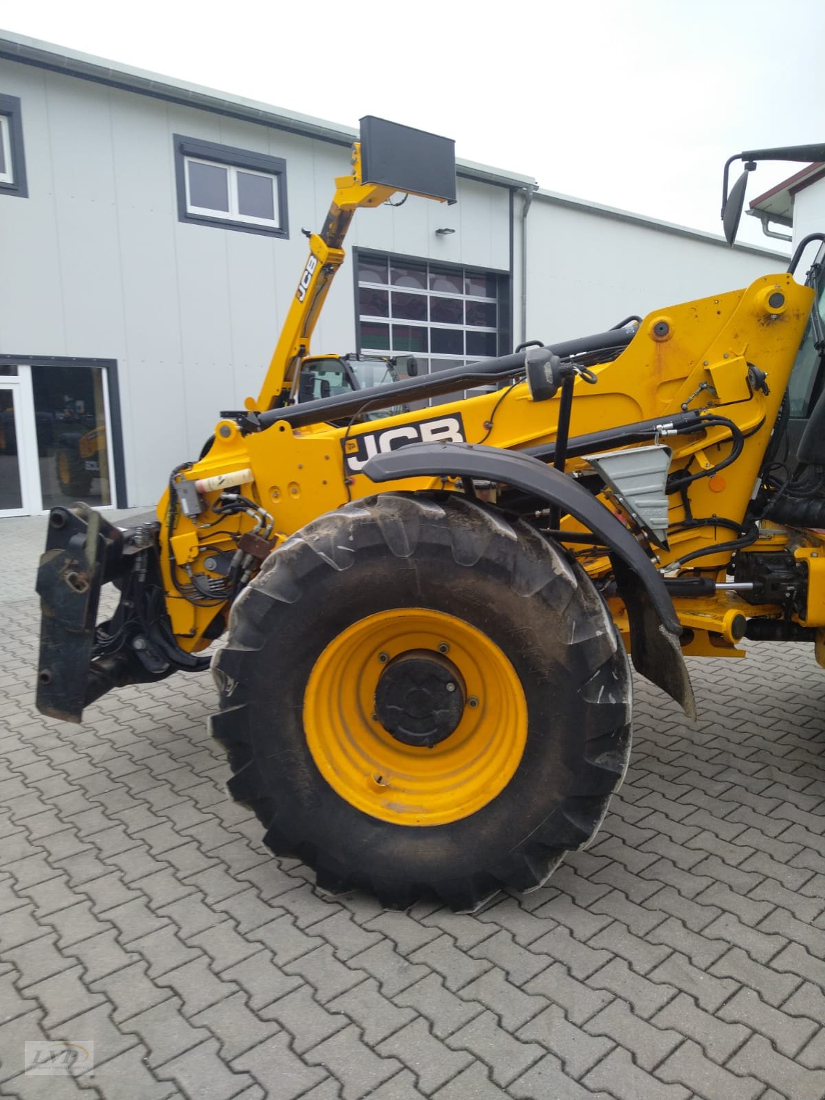 Teleradlader van het type JCB TM 320S, Gebrauchtmaschine in Pegnitz (Foto 2)