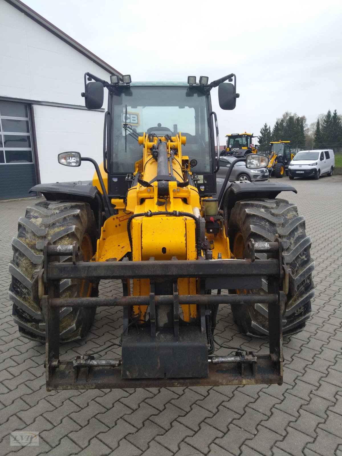 Teleradlader van het type JCB TM 320S, Gebrauchtmaschine in Pegnitz (Foto 9)