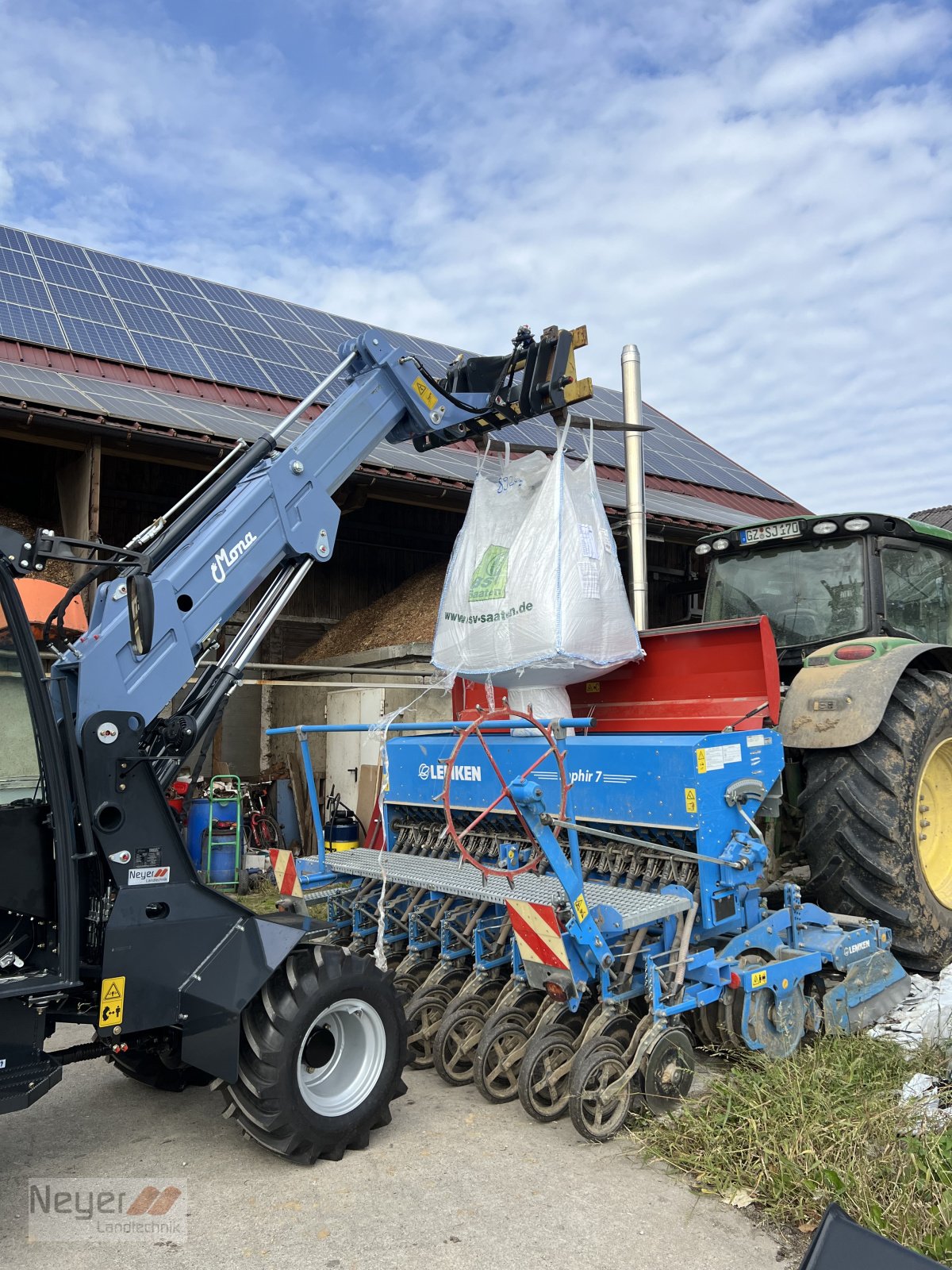 Teleradlader des Typs MONA Solara+, Neumaschine in Bad Waldsee Mennisweiler (Bild 10)