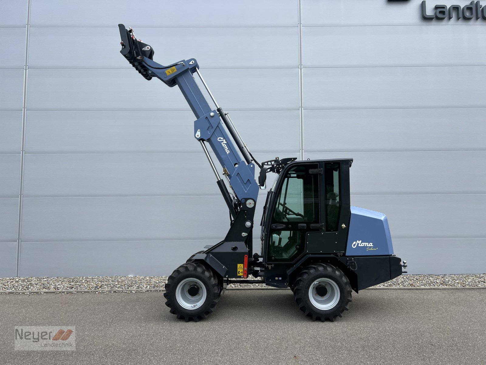 Teleradlader des Typs MONA Solara+, Neumaschine in Bad Waldsee Mennisweiler (Bild 14)