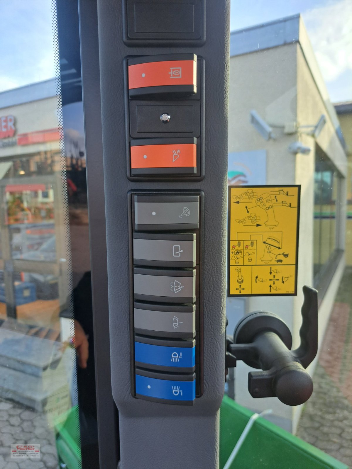 Teleradlader of the type Schäffer 5680 T, Neumaschine in Ansbach (Picture 7)