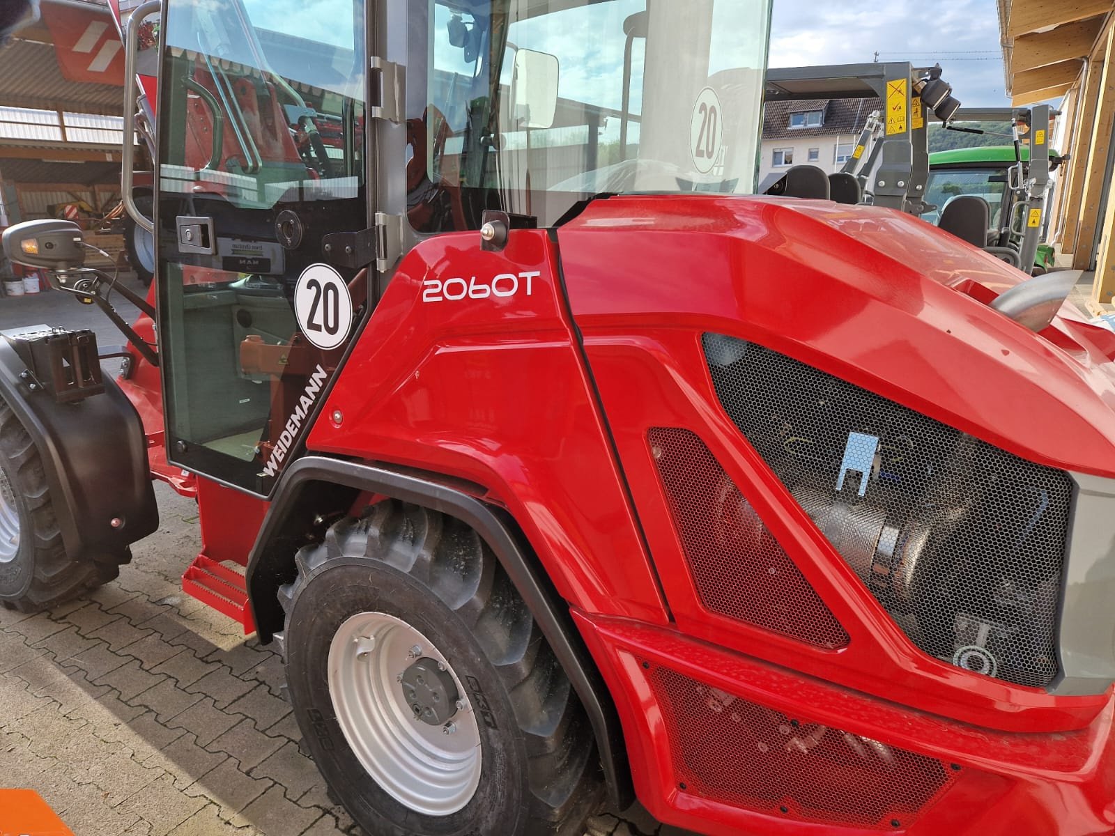 Teleradlader des Typs Weidemann  2060T, Neumaschine in Bad Sobernheim (Bild 2)