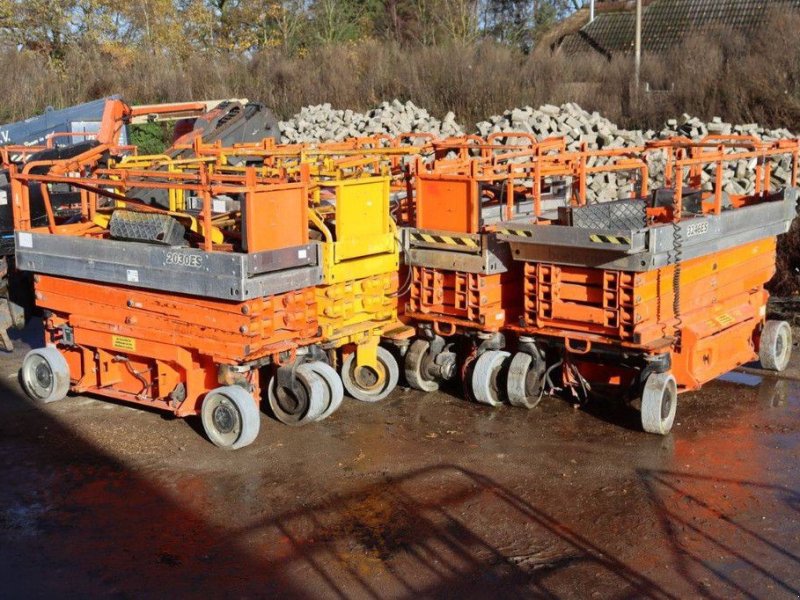 Teleskoparbeitsbühne Türe ait Genie 3246ES, Gebrauchtmaschine içinde Antwerpen (resim 1)