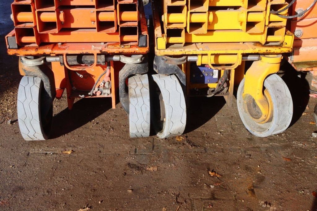 Teleskoparbeitsbühne типа Genie 3246ES, Gebrauchtmaschine в Antwerpen (Фотография 8)