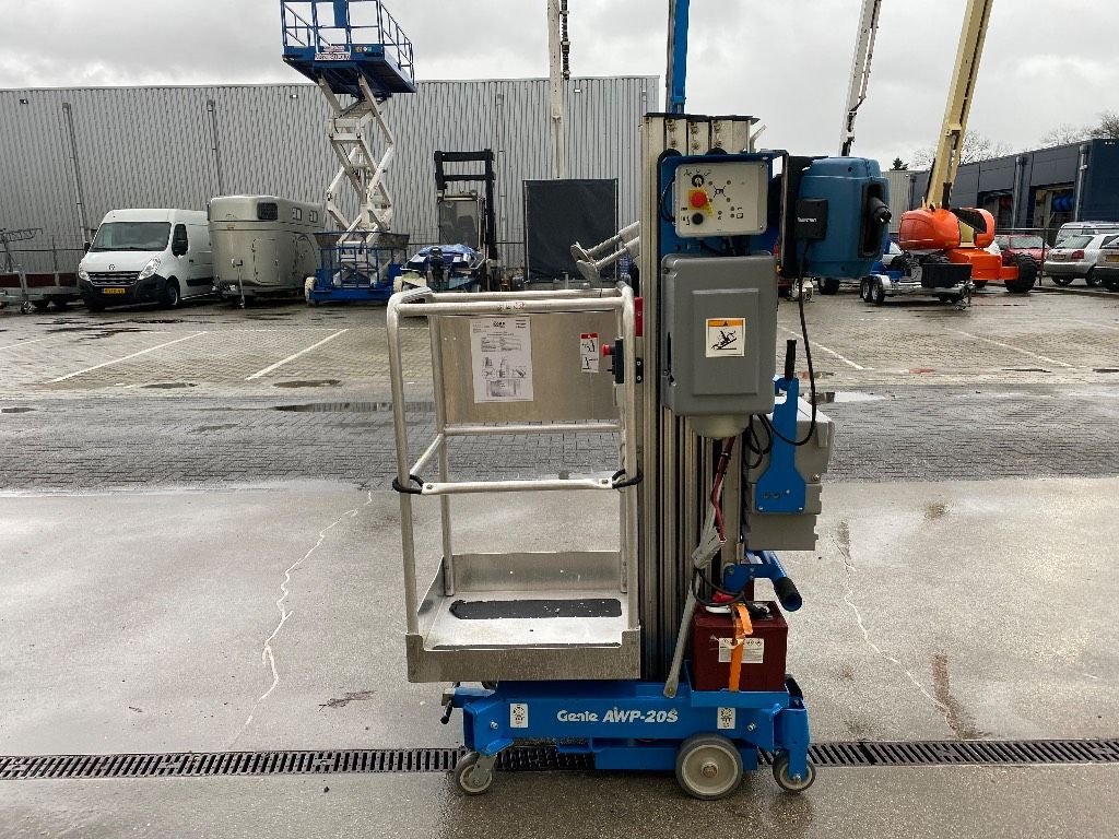 Teleskoparbeitsbühne Türe ait Genie AWP 20 S, Hoogwerker, 8 meter, Gebrauchtmaschine içinde Heijen (resim 5)