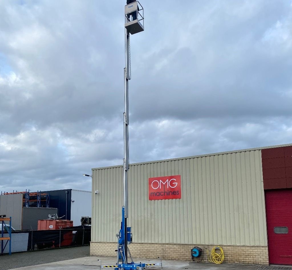 Teleskoparbeitsbühne des Typs Genie AWP 36, Hoogwerker, 13 meter, Neumaschine in Heijen (Bild 11)