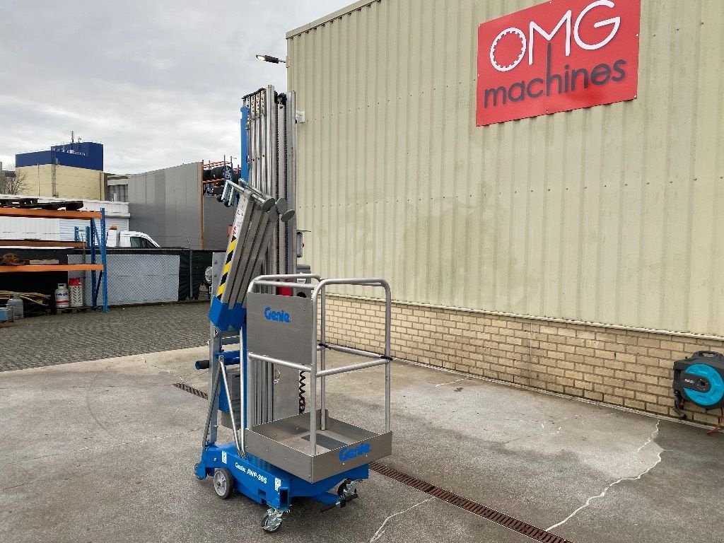 Teleskoparbeitsbühne des Typs Genie AWP 36, Hoogwerker, 13 meter, Neumaschine in Heijen (Bild 9)