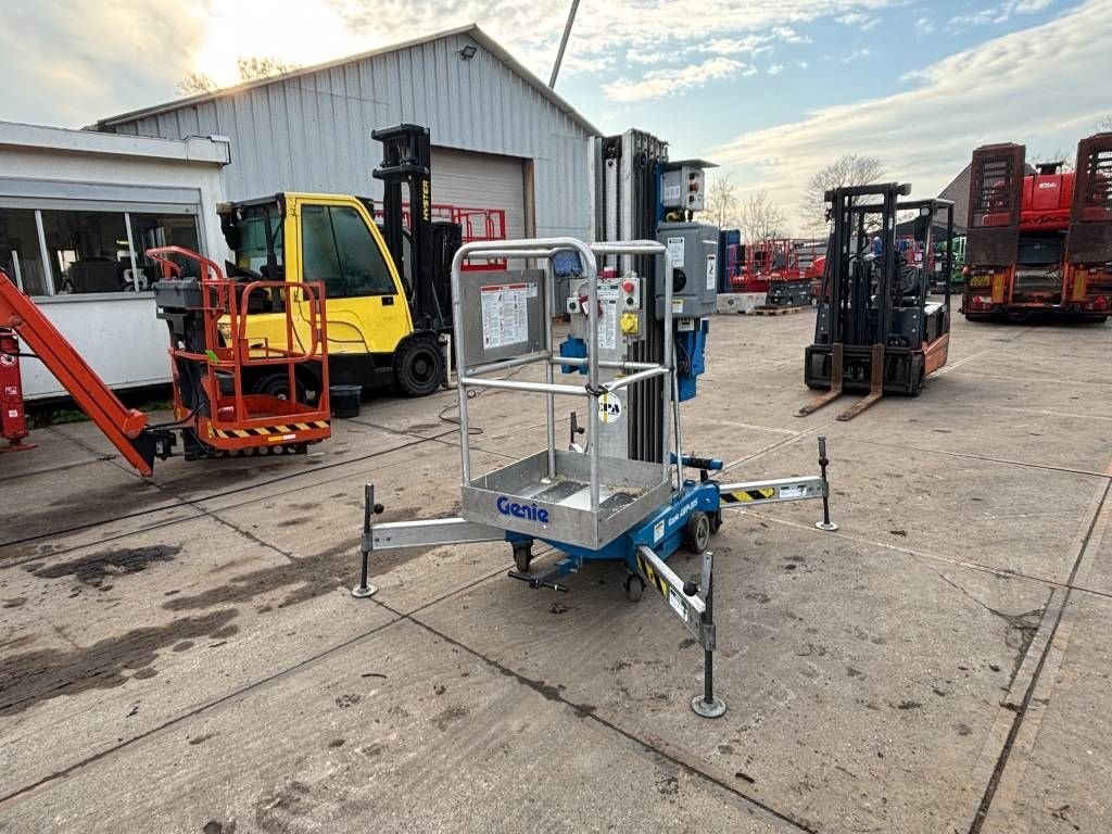 Teleskoparbeitsbühne typu Genie AWP30S masthoogwerker 2002 11 meter, Gebrauchtmaschine w Hooge mierde (Zdjęcie 4)