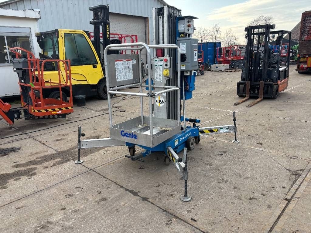 Teleskoparbeitsbühne typu Genie AWP30S masthoogwerker 2002 11 meter, Gebrauchtmaschine w Hooge mierde (Zdjęcie 9)