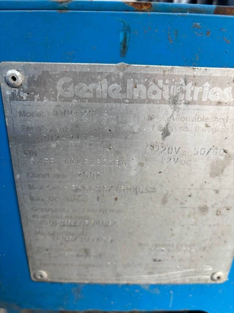 Teleskoparbeitsbühne typu Genie AWP30S masthoogwerker 2002 11 meter, Gebrauchtmaschine w Hooge mierde (Zdjęcie 11)