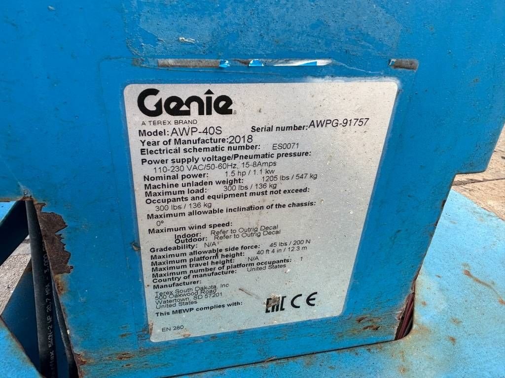 Teleskoparbeitsbühne tipa Genie AWP40S masthoogwerker 14 m hoogwerker, Gebrauchtmaschine u Hooge mierde (Slika 8)