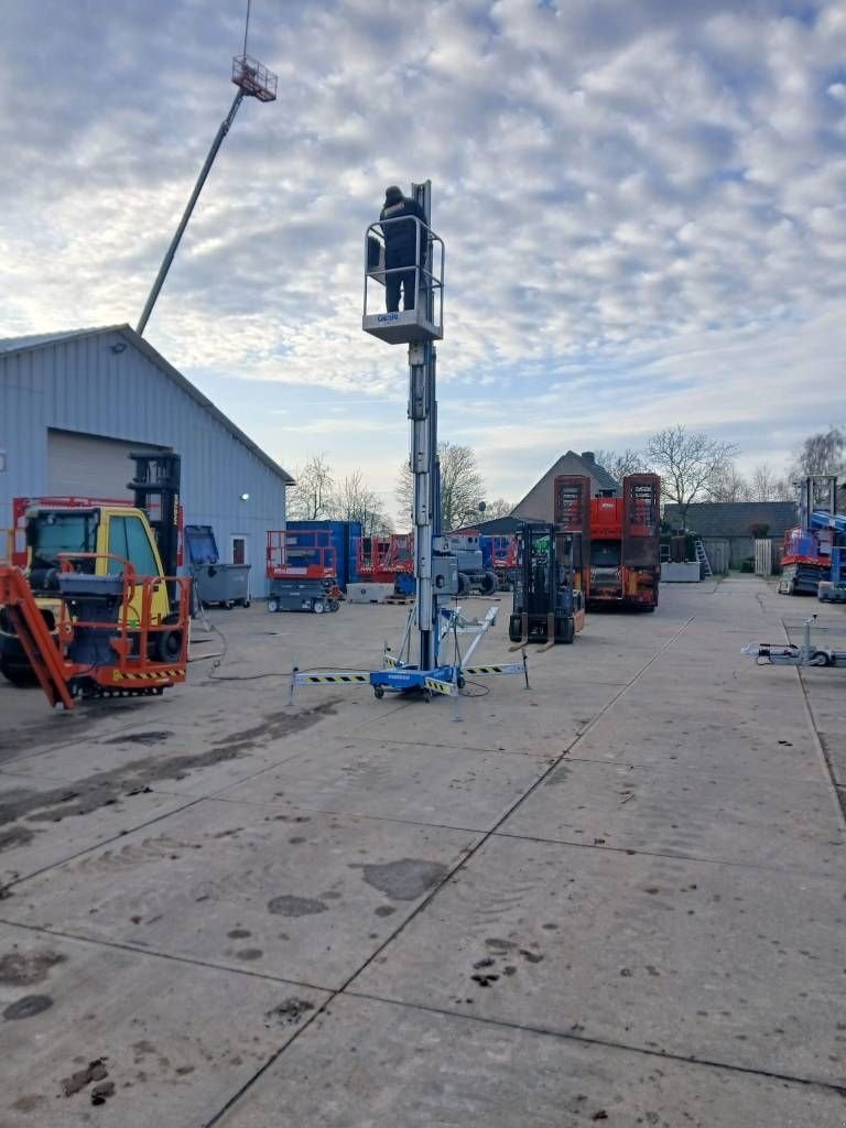 Teleskoparbeitsbühne tipa Genie AWP40S masthoogwerker 14 m hoogwerker, Gebrauchtmaschine u Hooge mierde (Slika 5)