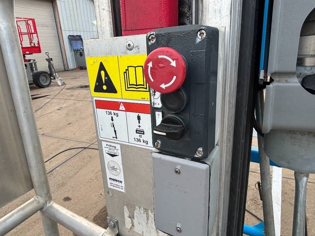 Teleskoparbeitsbühne tipa Genie AWP40S masthoogwerker 14 m hoogwerker, Gebrauchtmaschine u Hooge mierde (Slika 10)