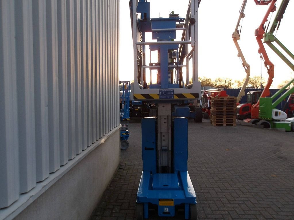 Teleskoparbeitsbühne del tipo Genie GR-15, Gebrauchtmaschine In Antwerpen (Immagine 9)