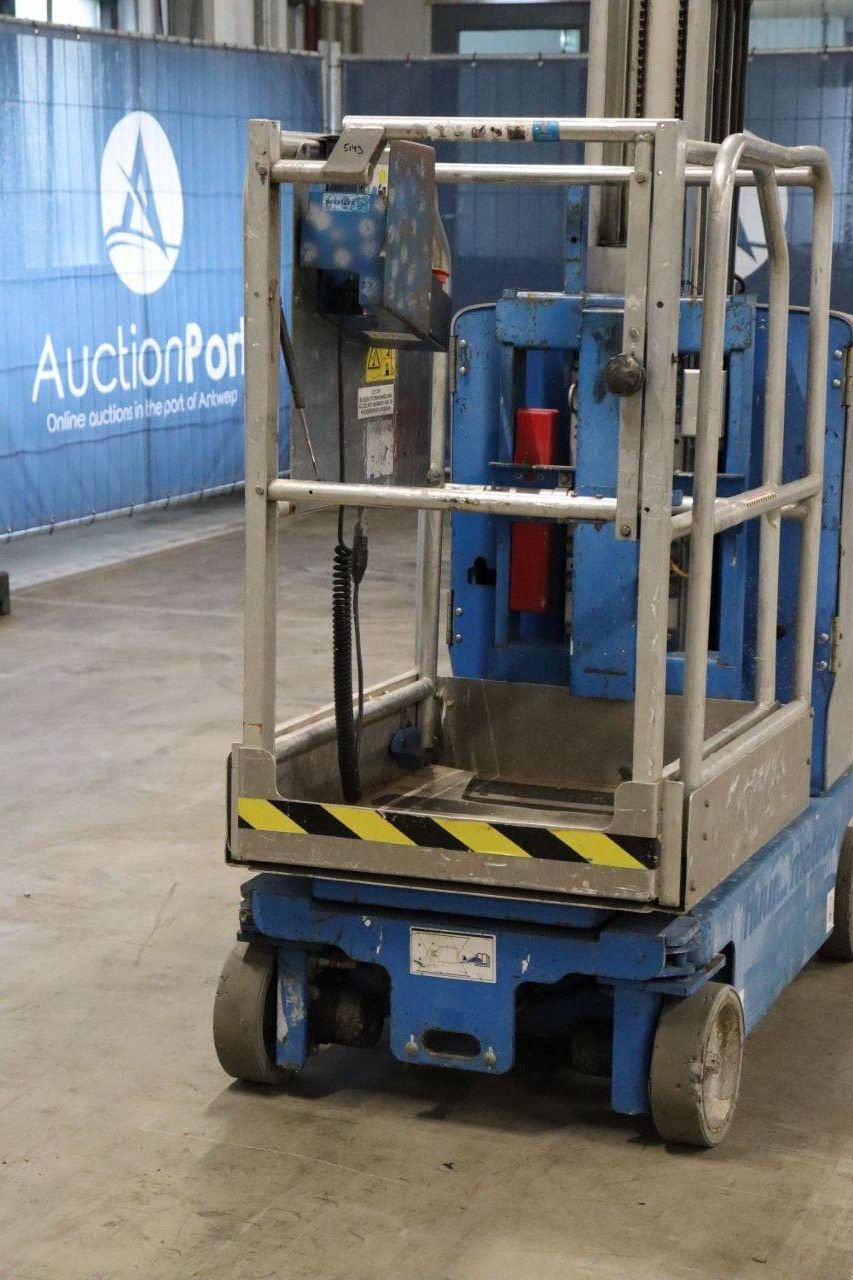 Teleskoparbeitsbühne типа Genie GR-20, Gebrauchtmaschine в Antwerpen (Фотография 11)