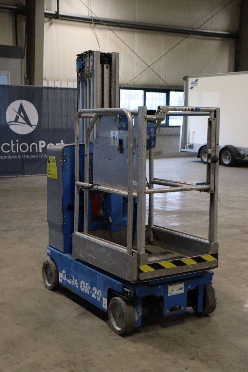 Teleskoparbeitsbühne типа Genie GR-20, Gebrauchtmaschine в Antwerpen (Фотография 8)