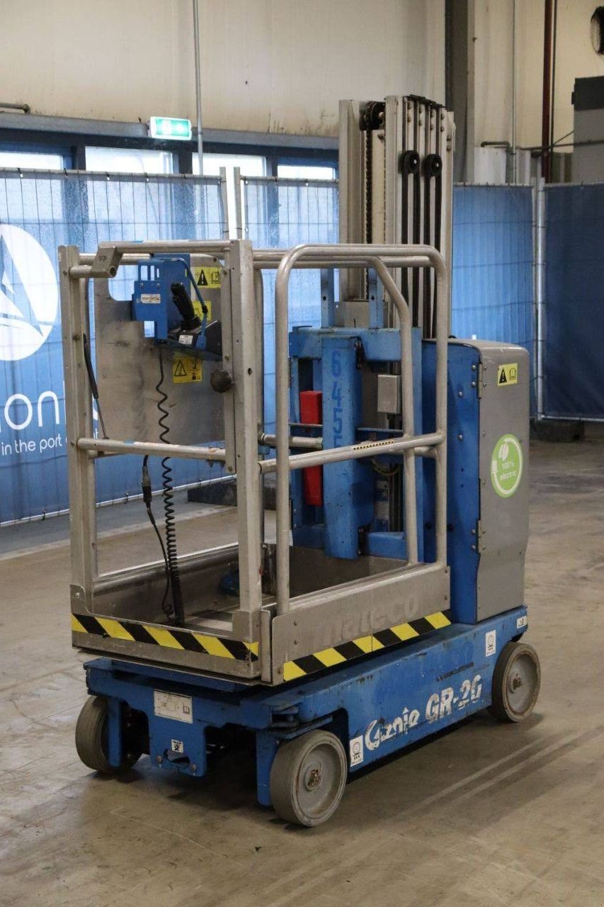 Teleskoparbeitsbühne tip Genie GR-20, Gebrauchtmaschine in Antwerpen (Poză 10)