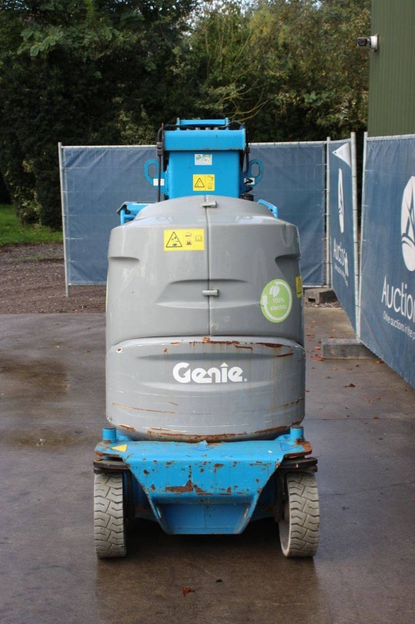 Teleskoparbeitsbühne del tipo Genie GR-26J, Gebrauchtmaschine en Antwerpen (Imagen 4)