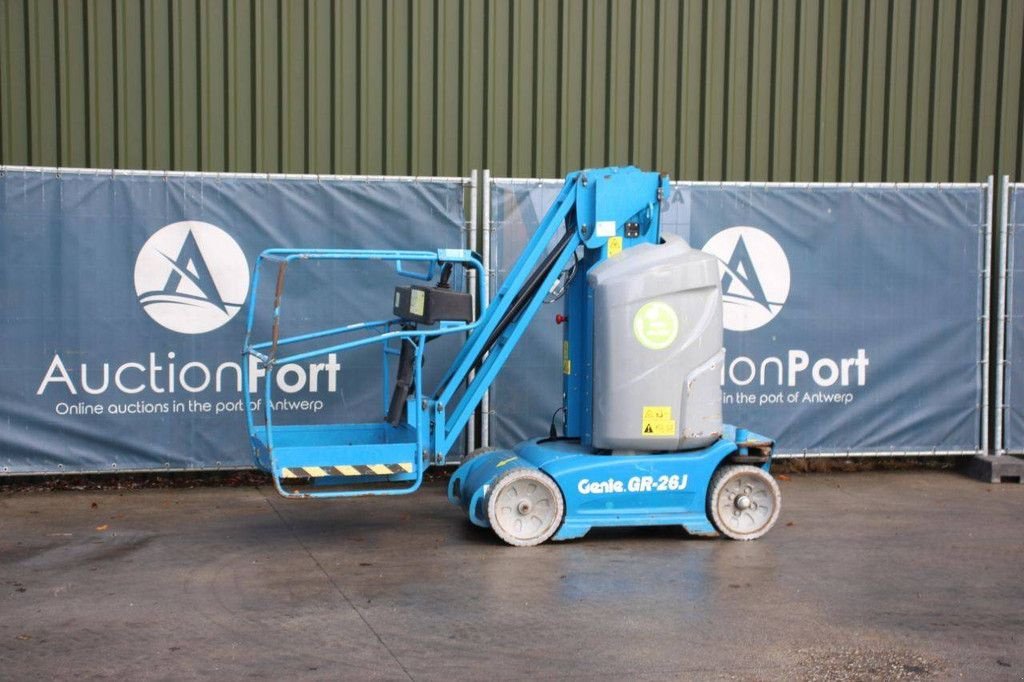 Teleskoparbeitsbühne del tipo Genie GR-26J, Gebrauchtmaschine en Antwerpen (Imagen 1)