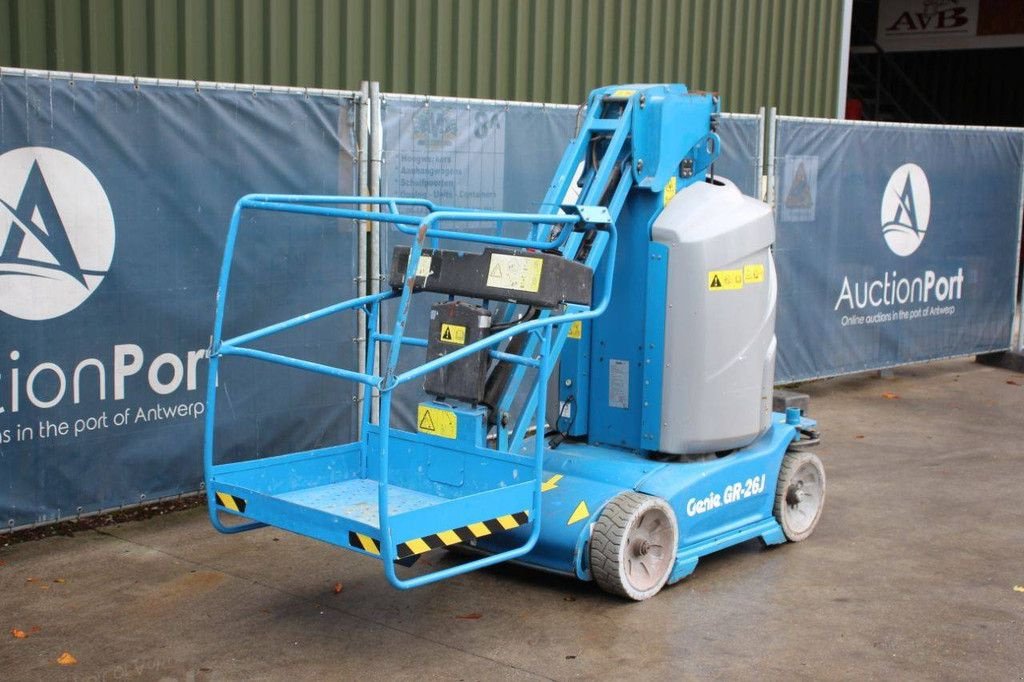 Teleskoparbeitsbühne des Typs Genie GR-26J, Gebrauchtmaschine in Antwerpen (Bild 9)