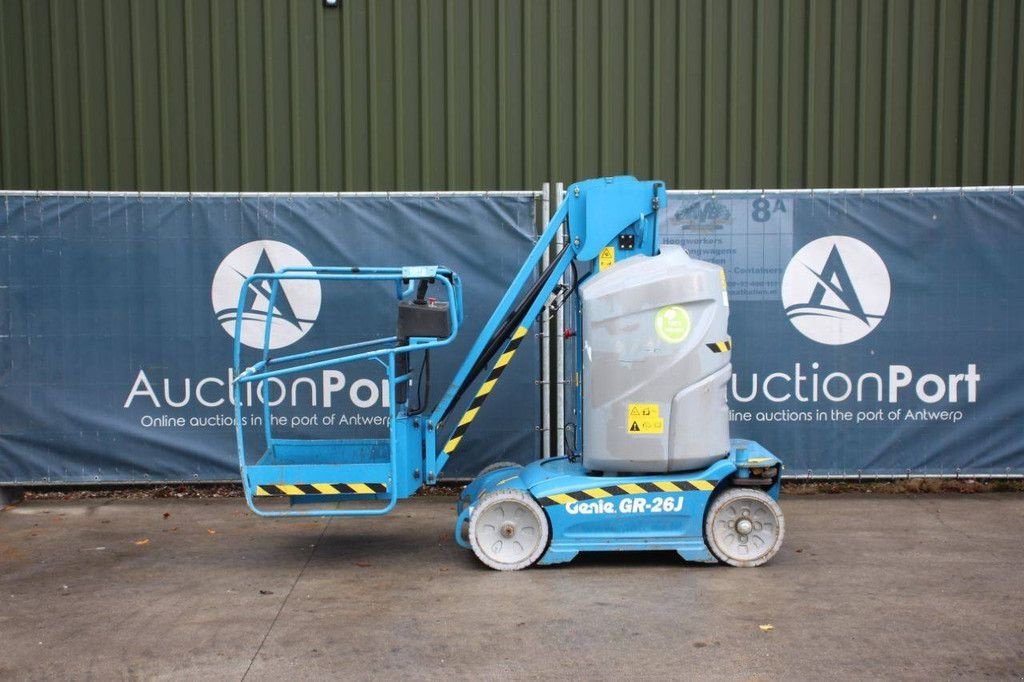 Teleskoparbeitsbühne του τύπου Genie GR-26J, Gebrauchtmaschine σε Antwerpen (Φωτογραφία 2)